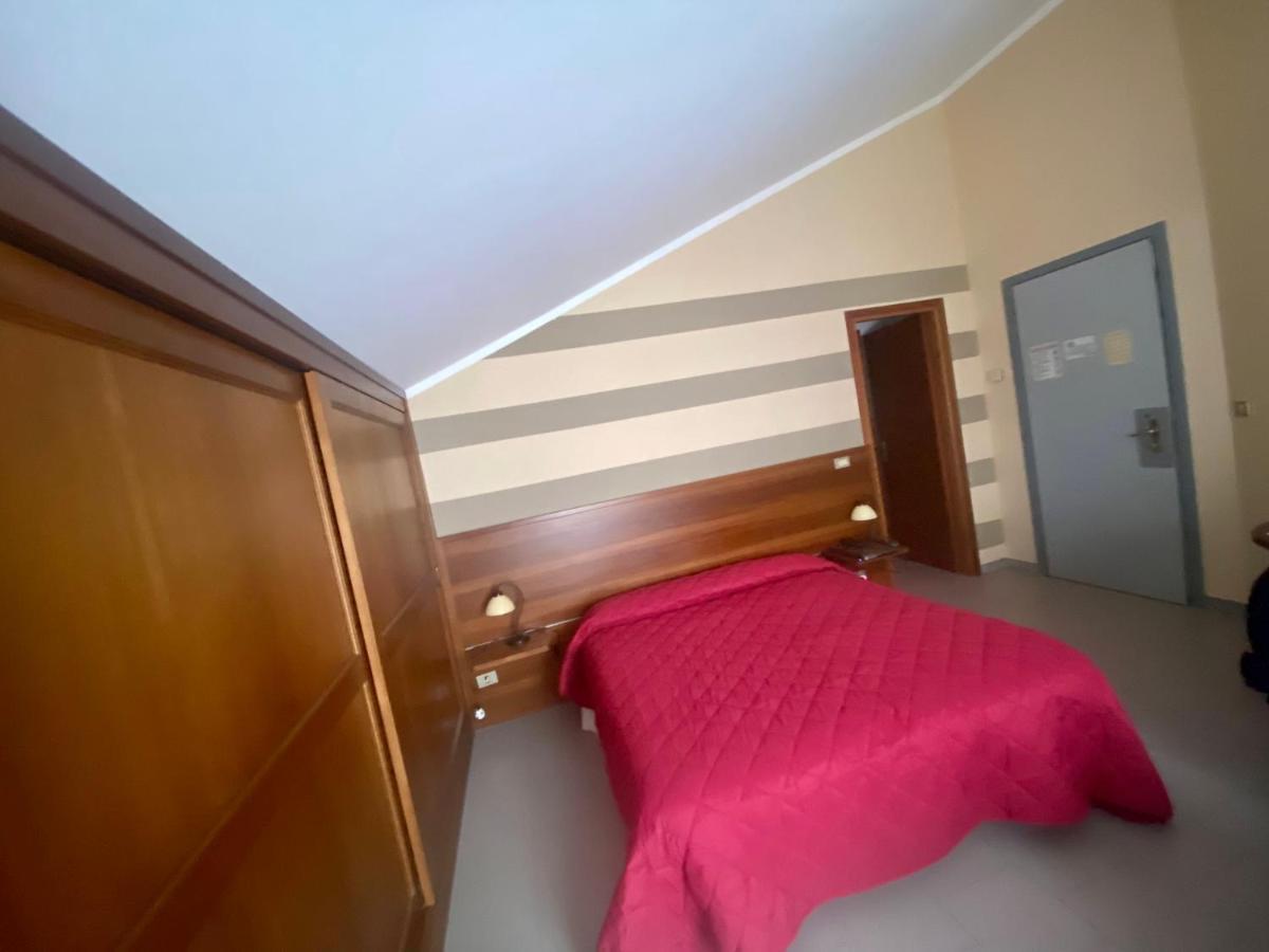 Hotel Ristorante Ligure Vinadio Εξωτερικό φωτογραφία