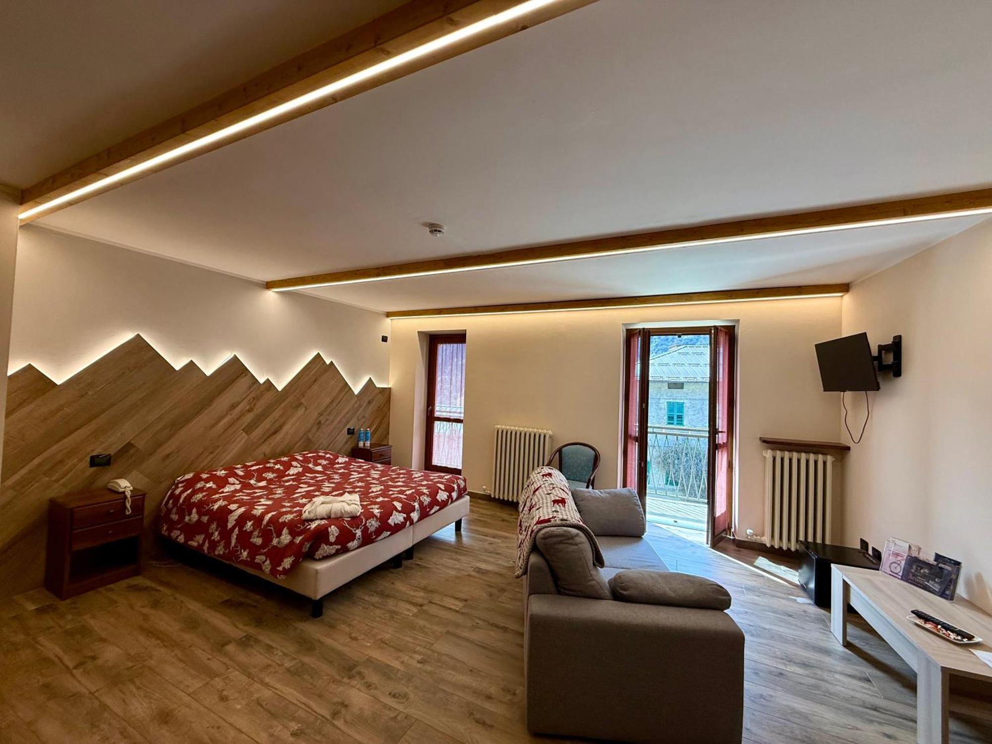 Hotel Ristorante Ligure Vinadio Εξωτερικό φωτογραφία